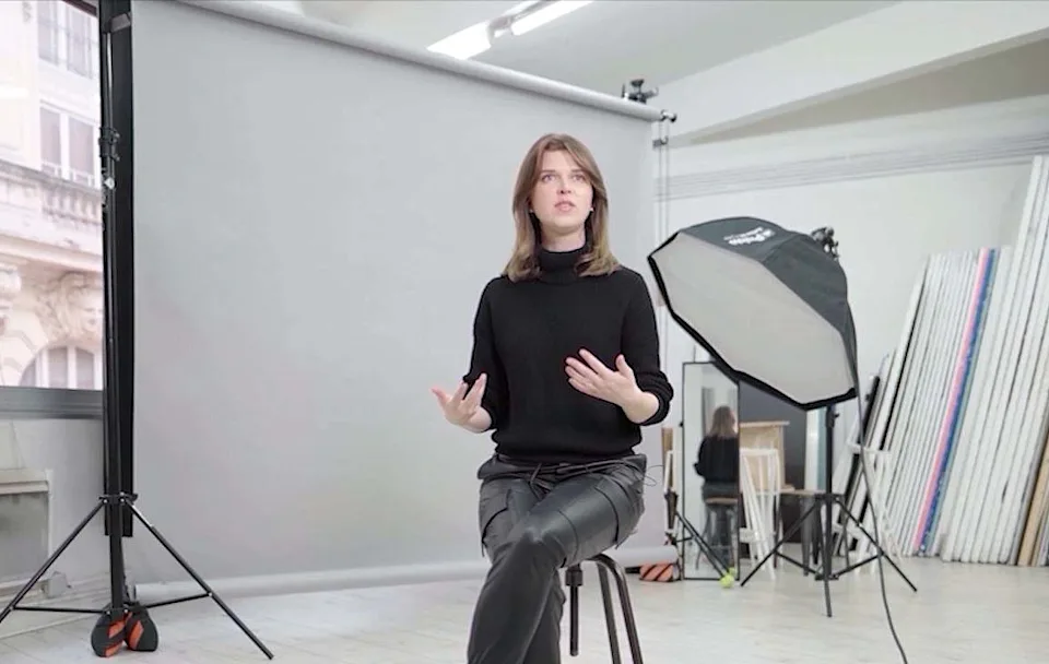 LP | CDP | Magazin | Image Grid Section | Interviews | Image Mary Ruffinoni giving an interview.